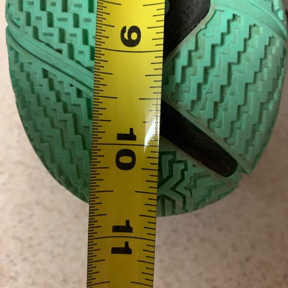 Nike Kyrie 4 Mamba Mentality Sneakers Size 7Y - Picture 10 of 10